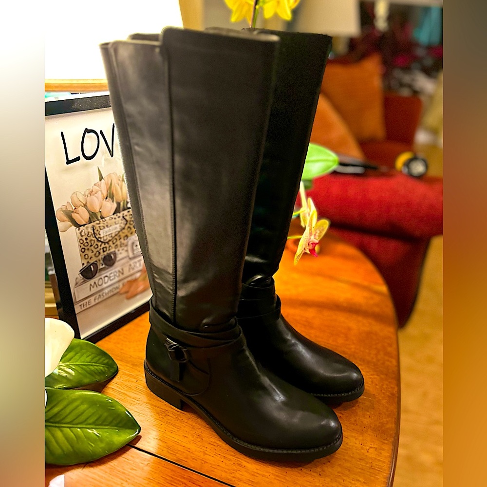 KENNETH COLE REACTION RIDING BOOT SIZE 8.5 NEW WITH BOX